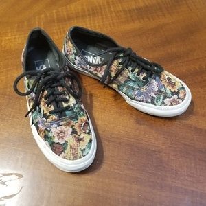 VANS carpet bag sneakers sz 7.5